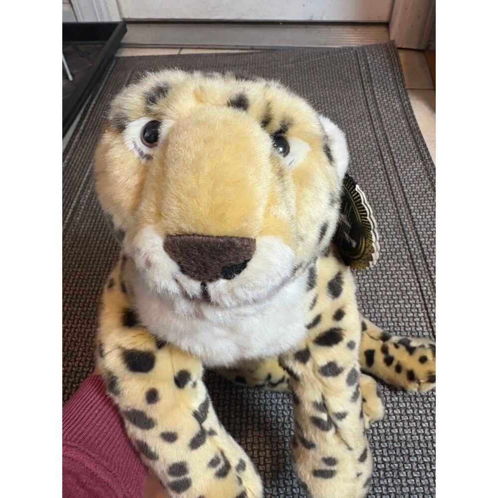 FAO Schwarz Stuffed Cheetah 21" Long (approx)